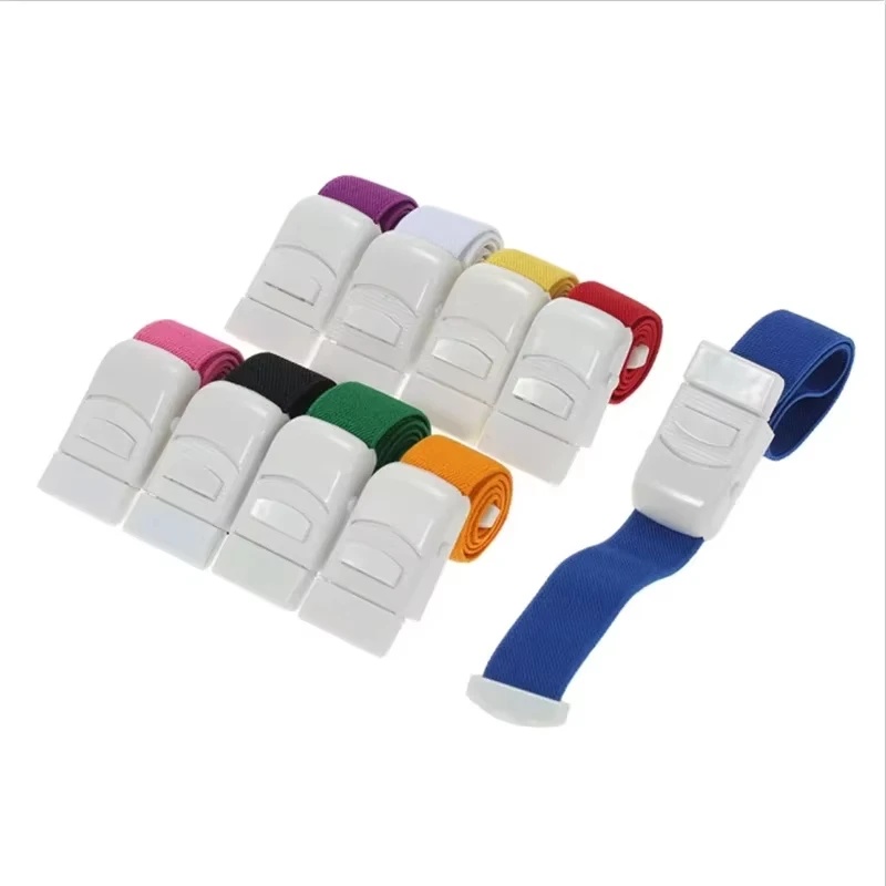 رباط ضاغط طبي للطوارئ، طقم إنق - مراجعة Field Dressing Kit وسعره
